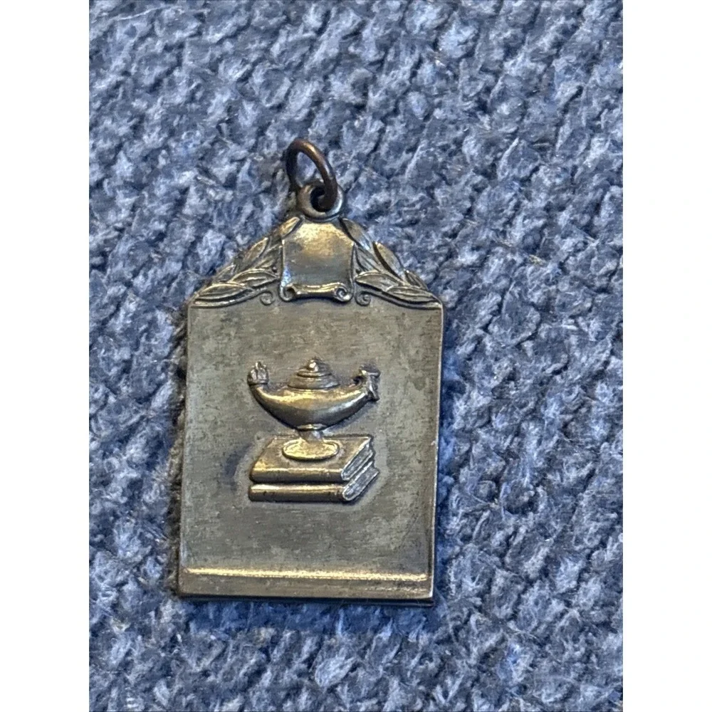 Antique Lamp Of Knowledge Best New Story 1937-1948 Pendant Charm